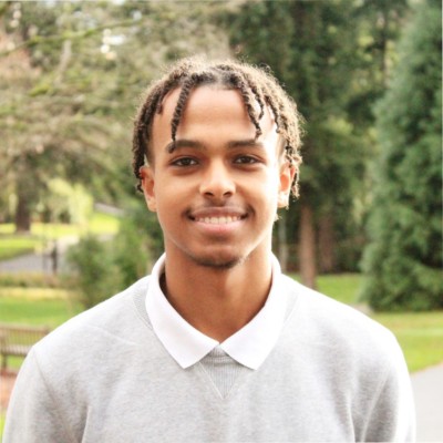 A picture of Daniel Bekele smiling